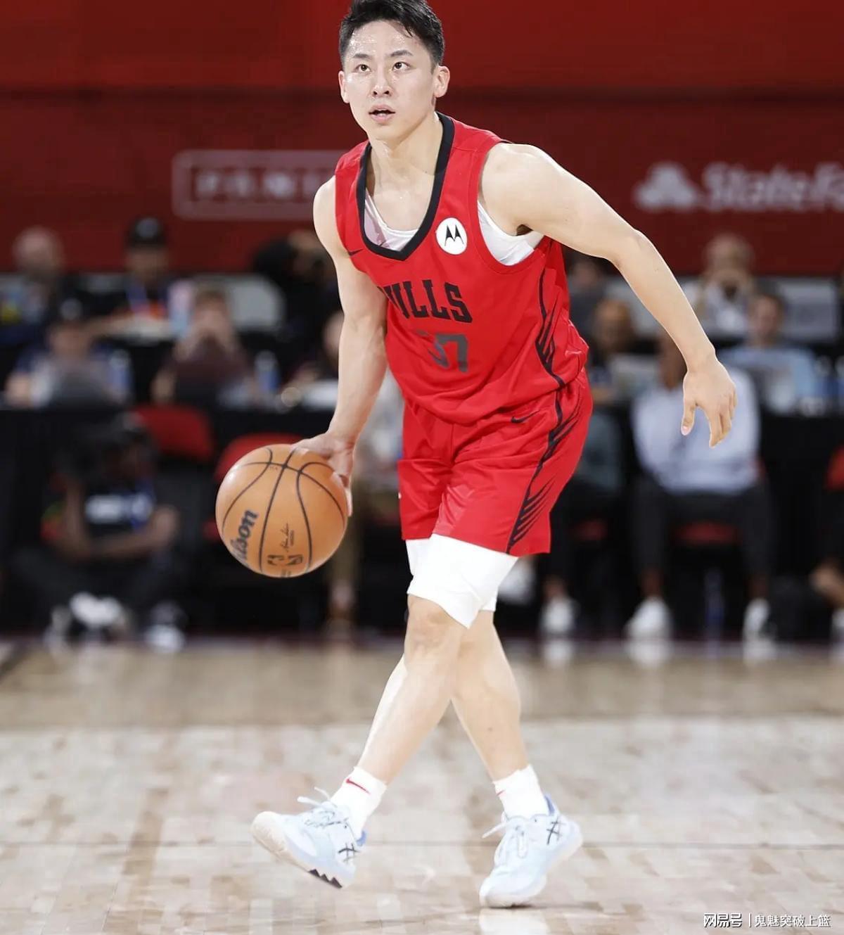 4分4失误4犯规！兄弟梦该醒了，你真打不了NBA